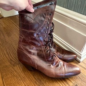 Vintage women’s boots